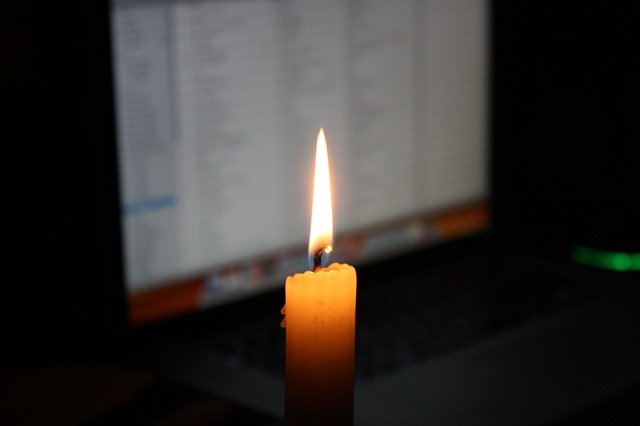 candle-2347475
